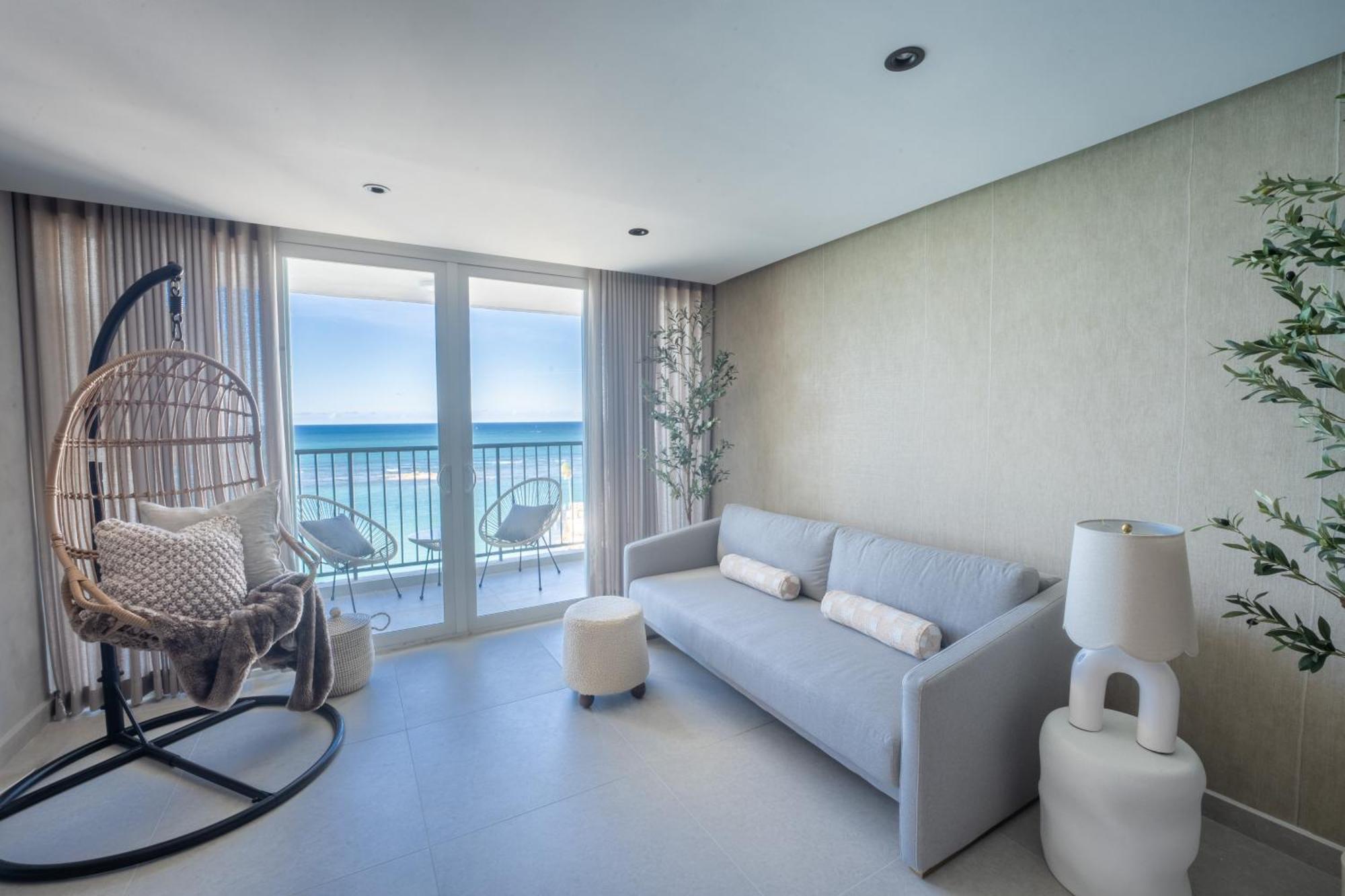 Ocean View Deluxe Suite: Pvt. Beach & Pool Сан-Хуан Экстерьер фото