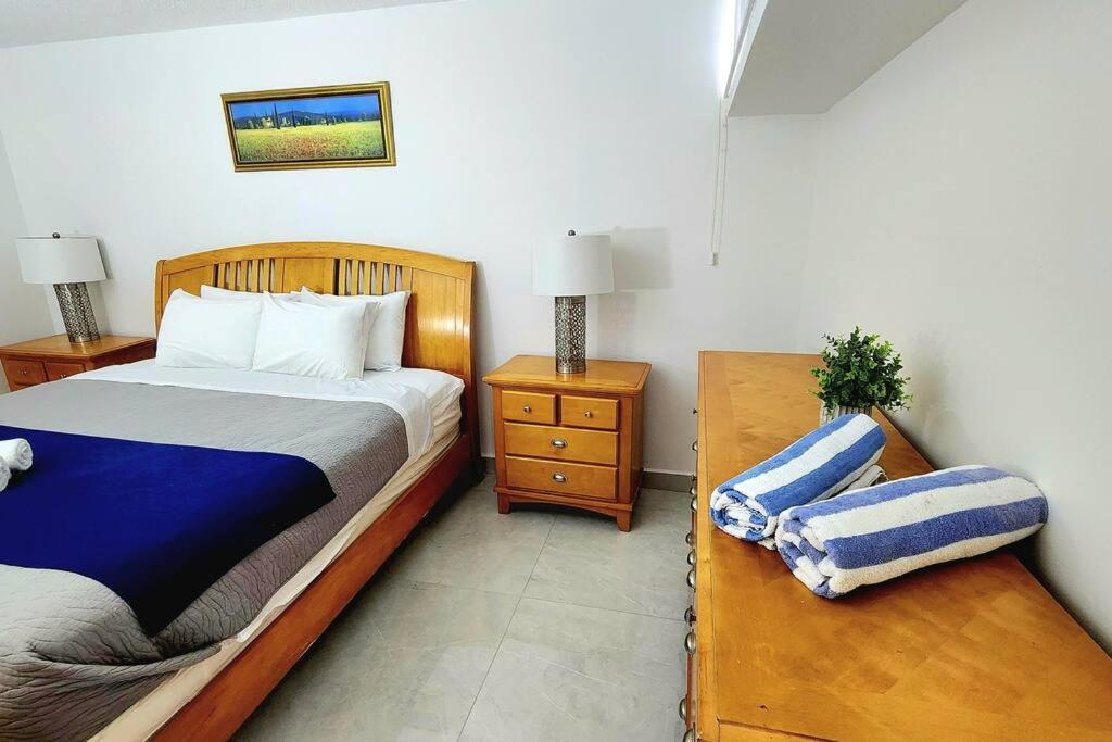 Ocean View Deluxe Suite: Pvt. Beach & Pool Сан-Хуан Экстерьер фото